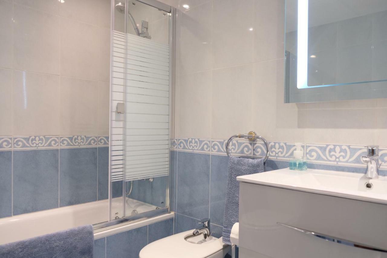 Luxury Modern Apartment With Terrace, Pool And Garage! Marbella Exterior foto